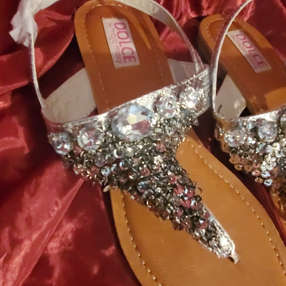Women sandals